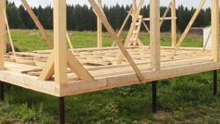 Сарай на винтовых сваях или хозблок на сваях Новомосковск цена от 2522 руб. / шт.